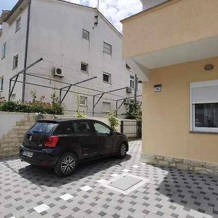 Apartment Gabriella *