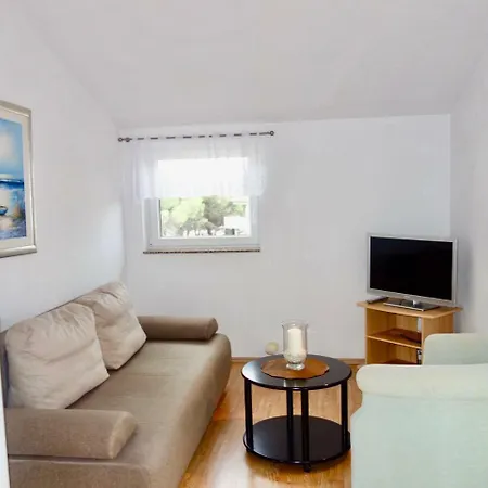 Apartment Gabriella Medulin
